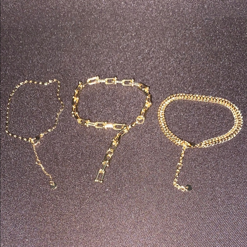 Elegant Gold Bracelet Set